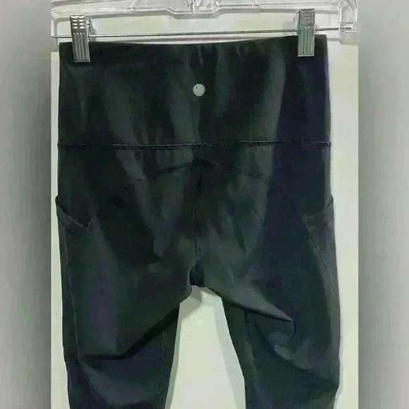 Yogalicious Women's Black Side Pocket Yoga Leggings Size XS NWOT - Picture 6 of 9